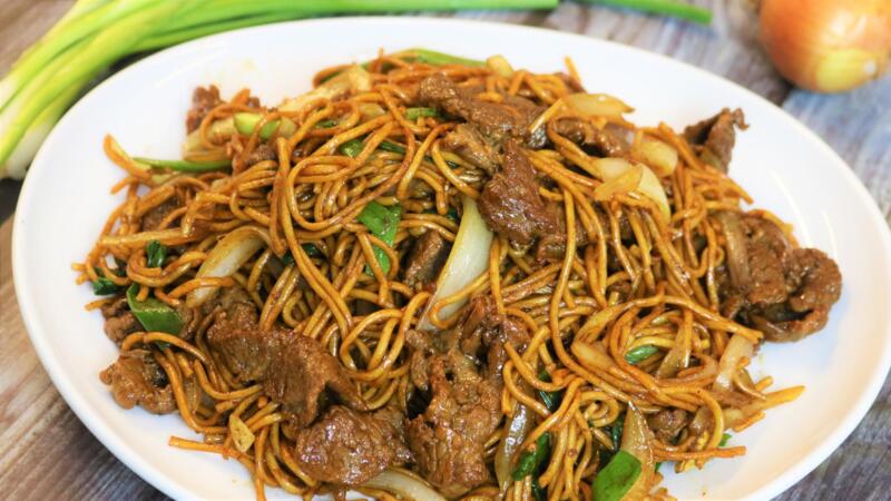 L13. Beef Lo Mein